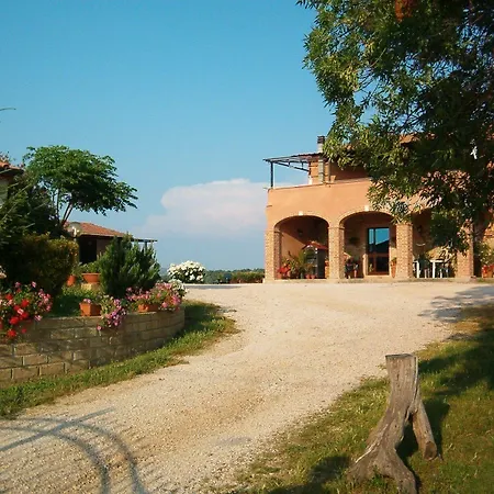 Marruchetone Vecchio Alloggio per agriturismo Marsiliana